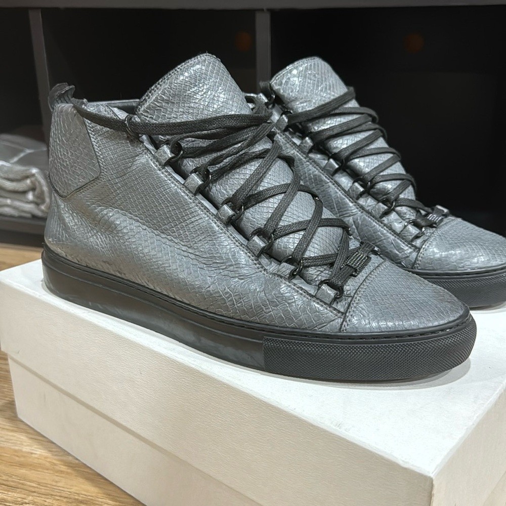 Balenciaga Arenas